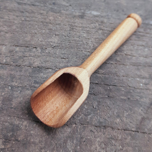 Schäufelchen mit Stielgriff, geölt aus Kirschholz 8,4 cm